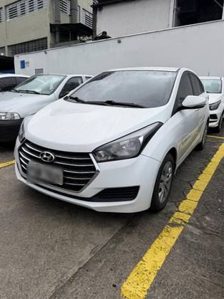 HYUNDAI HB20S 1.6 COMFORT PLUS 16V FLEX 4P AUTOMÁTICO HYUNDAI HB20S 1.6 COMFORT PLUS 16V FLEX 4P AUTOMÁTICO